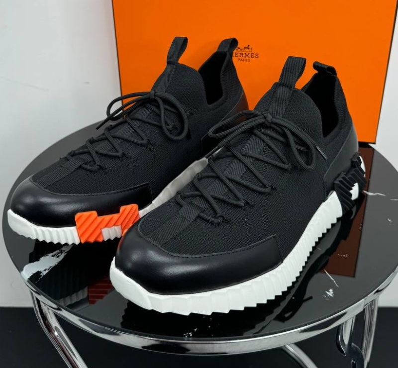 МУЖСКИЕ КРОССОВКИ HERMES фото