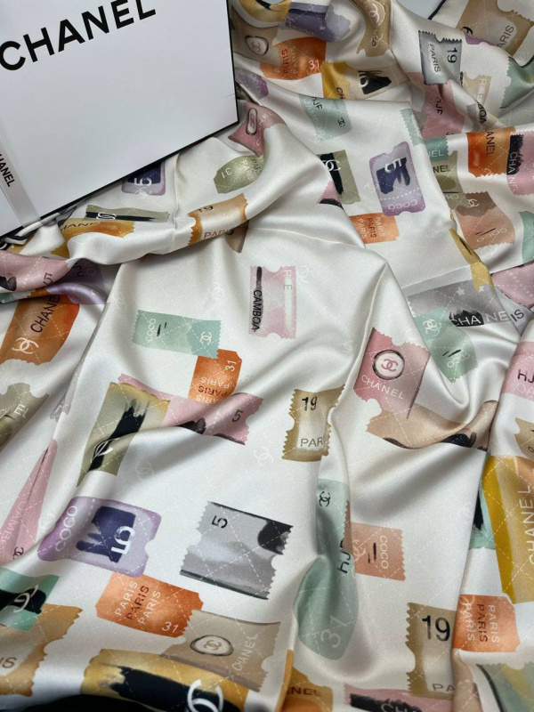 ПЛАТОК CHANEL фото