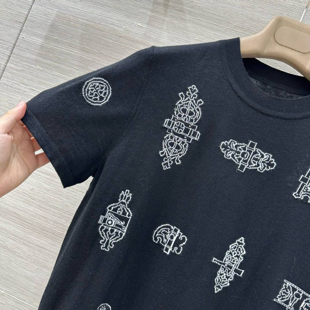 ФУТБОЛКА HERMES детальное фото