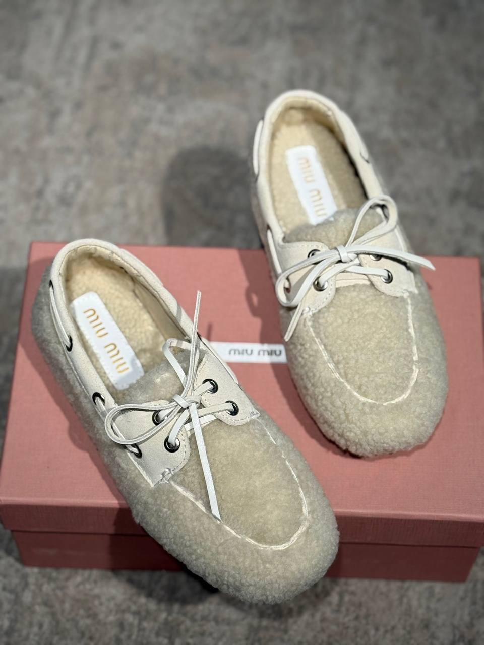 ЛОФЕРЫ MIU MIU детальное фото