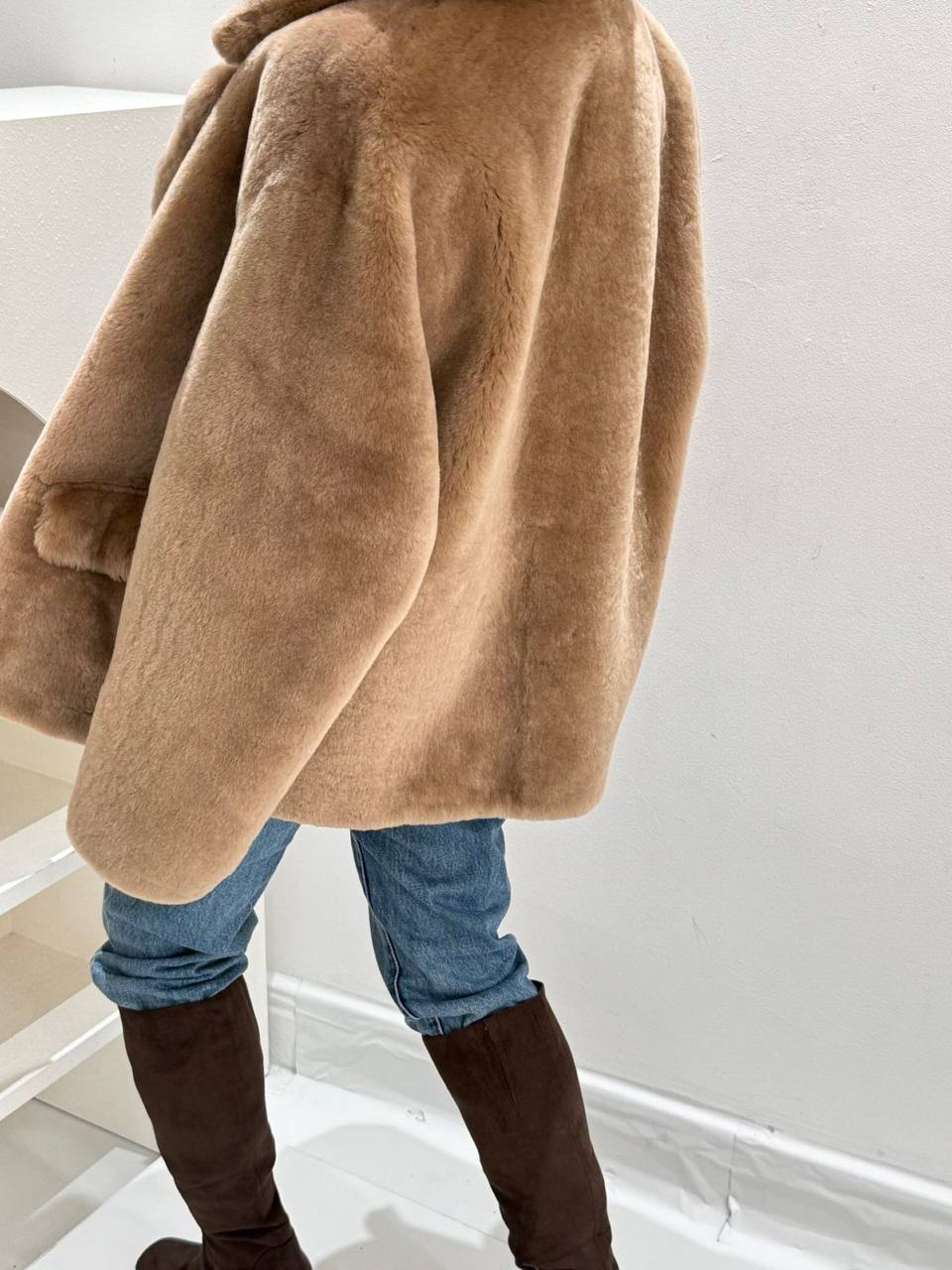 ДУБЛЕНКА MIU MIU детальное фото