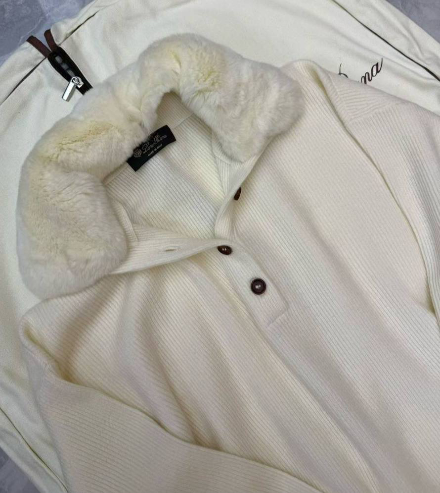 КОСТЮМ LORO PIANA детальное фото