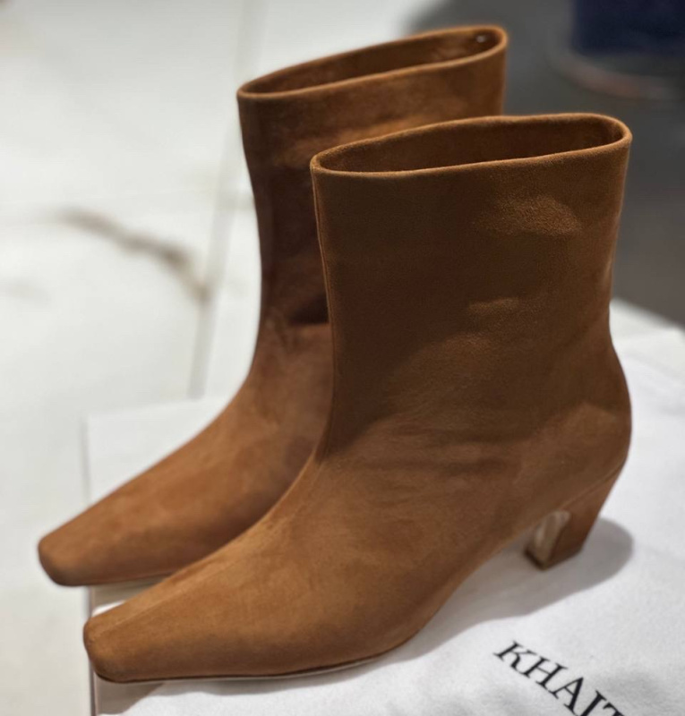 БОТИЛЬОНЫ KHAITE фото
