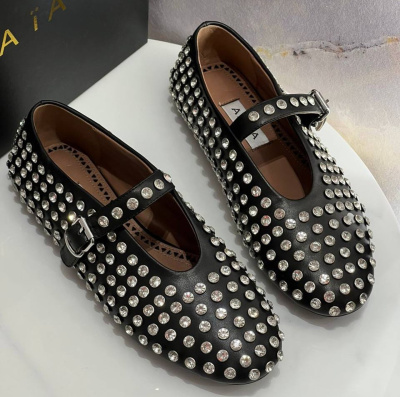 БАЛЕТКИ ALAIA фото