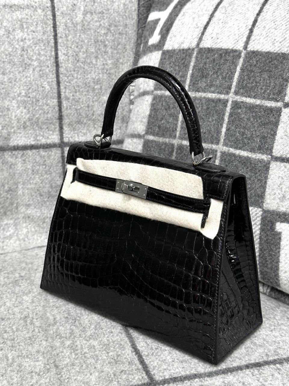 СУМКА HERMES KELLY 25 детальное фото