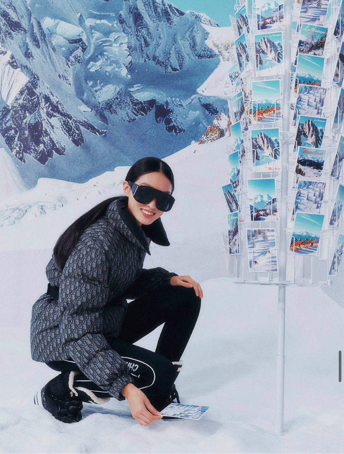 ПУХОВИК CHRISTIAN DIOR детальное фото