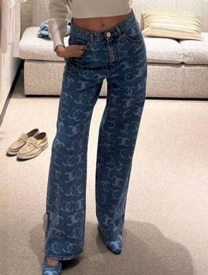 ДЖИНСЫ CHANEL фото