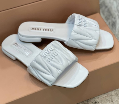 ШЛЕПКИ MIU MIU фото