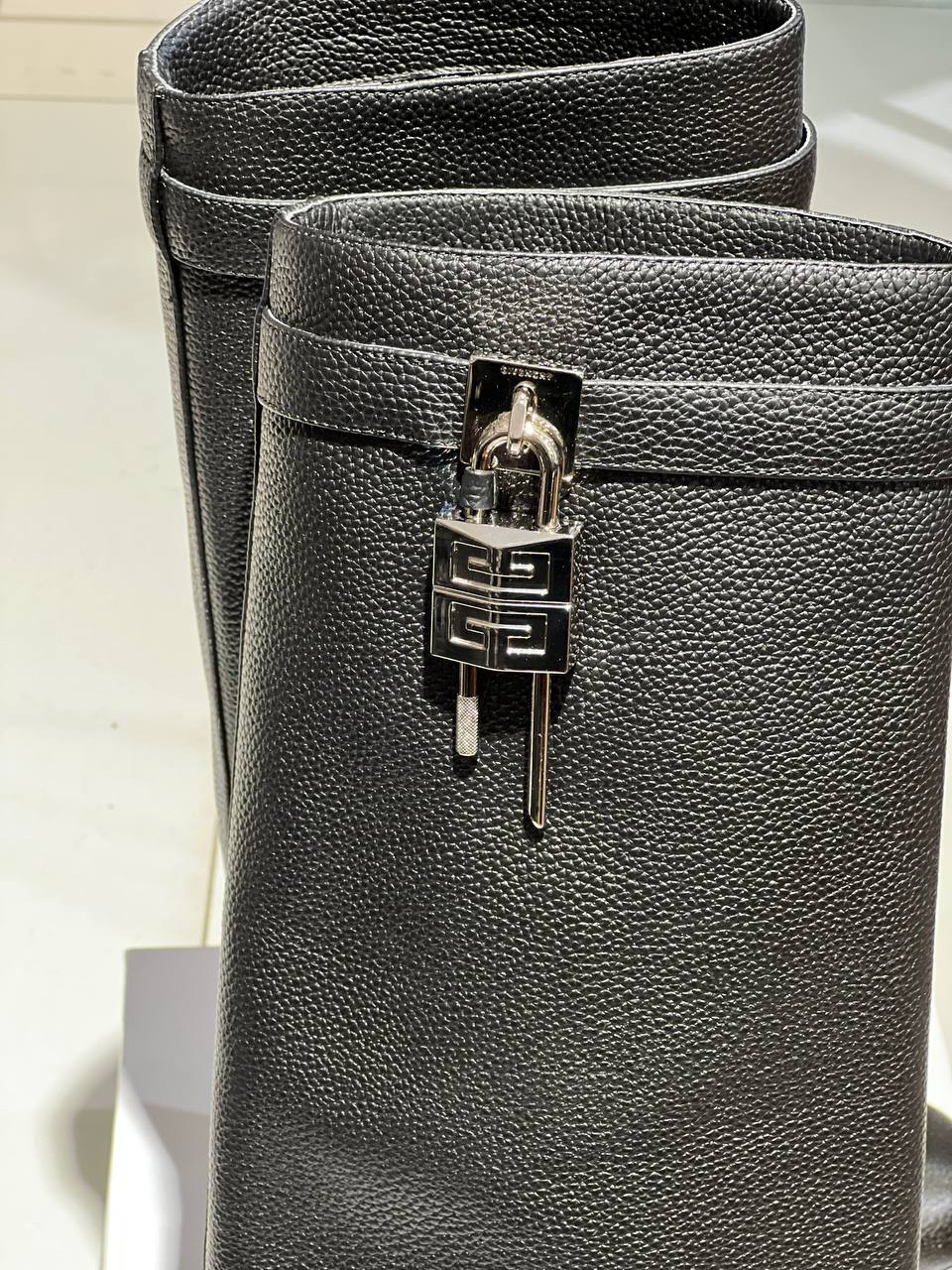 САПОГИ GIVENCHY детальное фото
