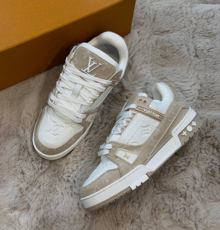 КРОССОВКИ LOUIS VUITTON фото