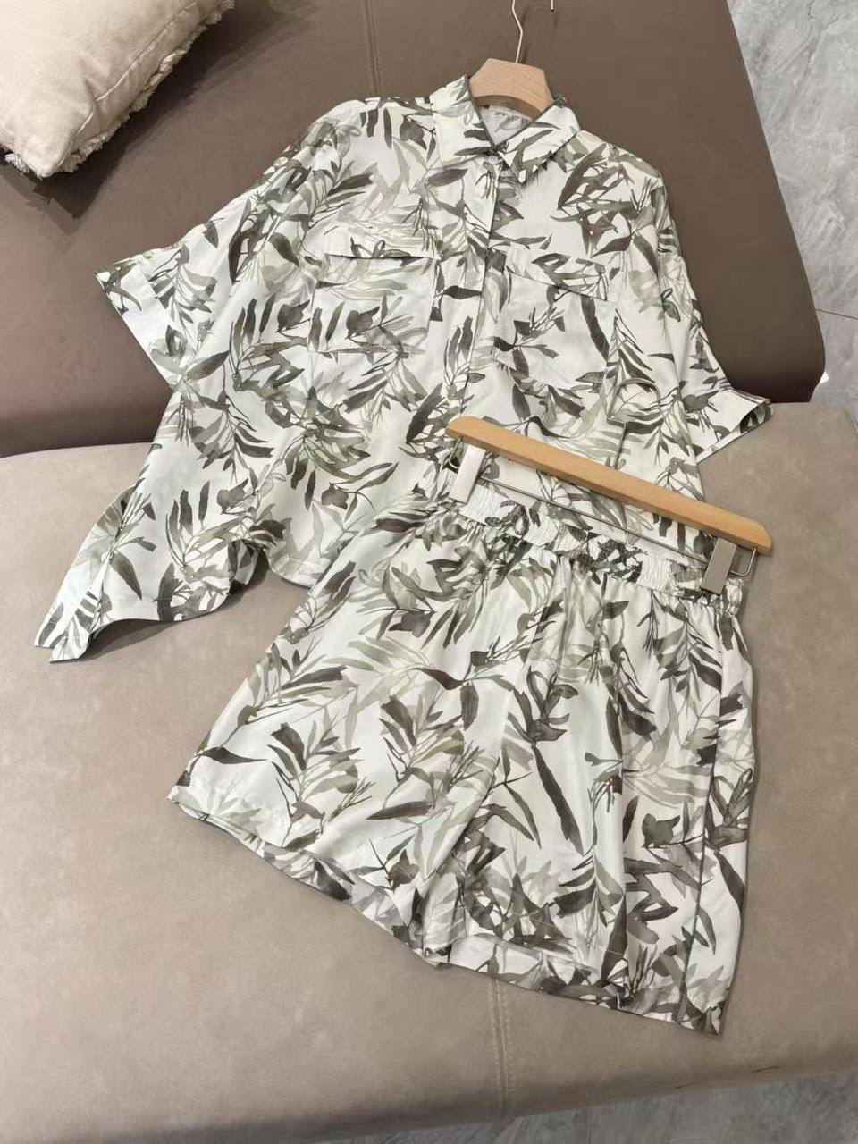 КОСТЮМ BRUNELLO CUCINELLI детальное фото