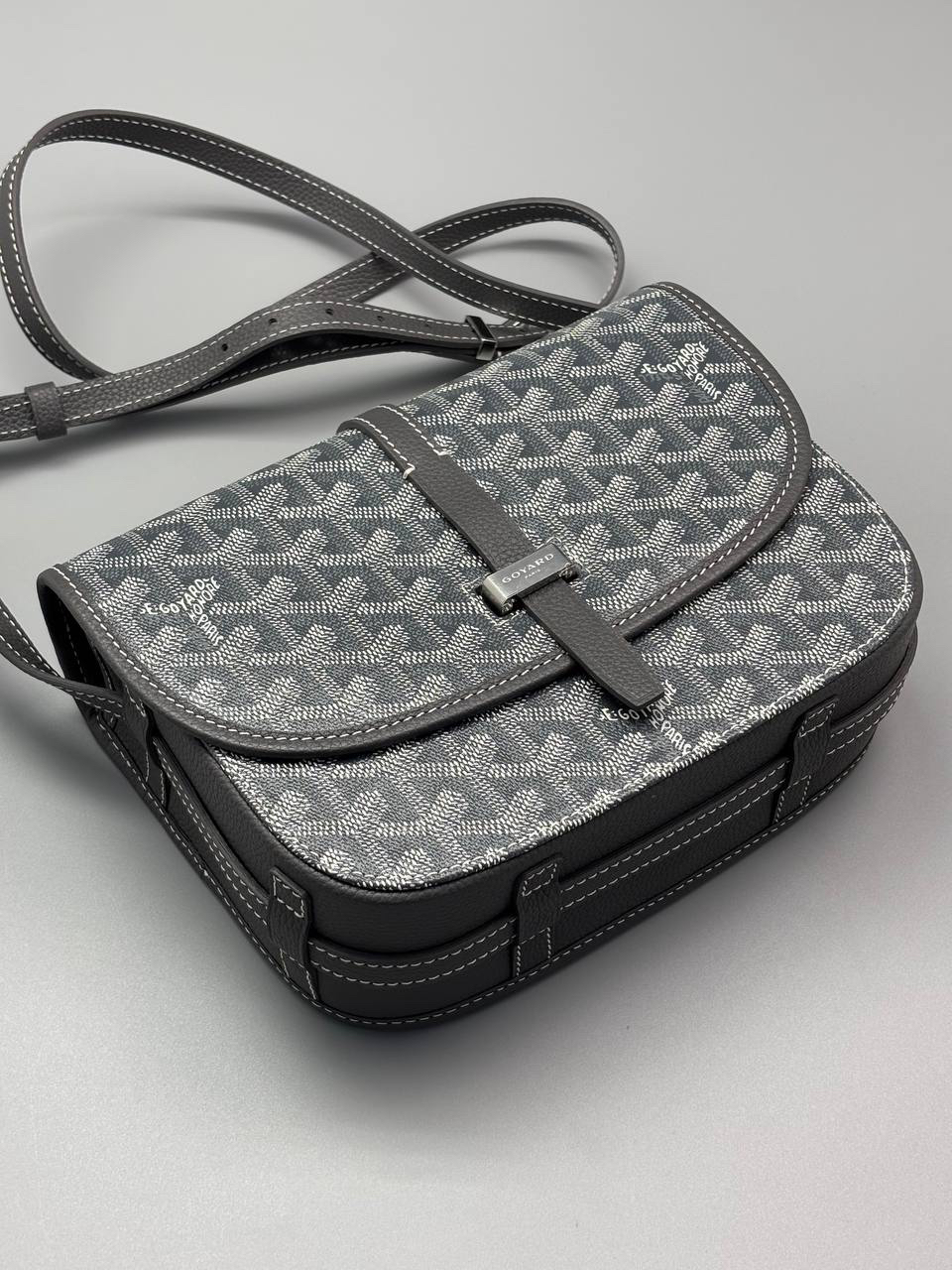 МУЖСКАЯ СУМКА МЕССЕНДЖЕР GOYARD детальное фото