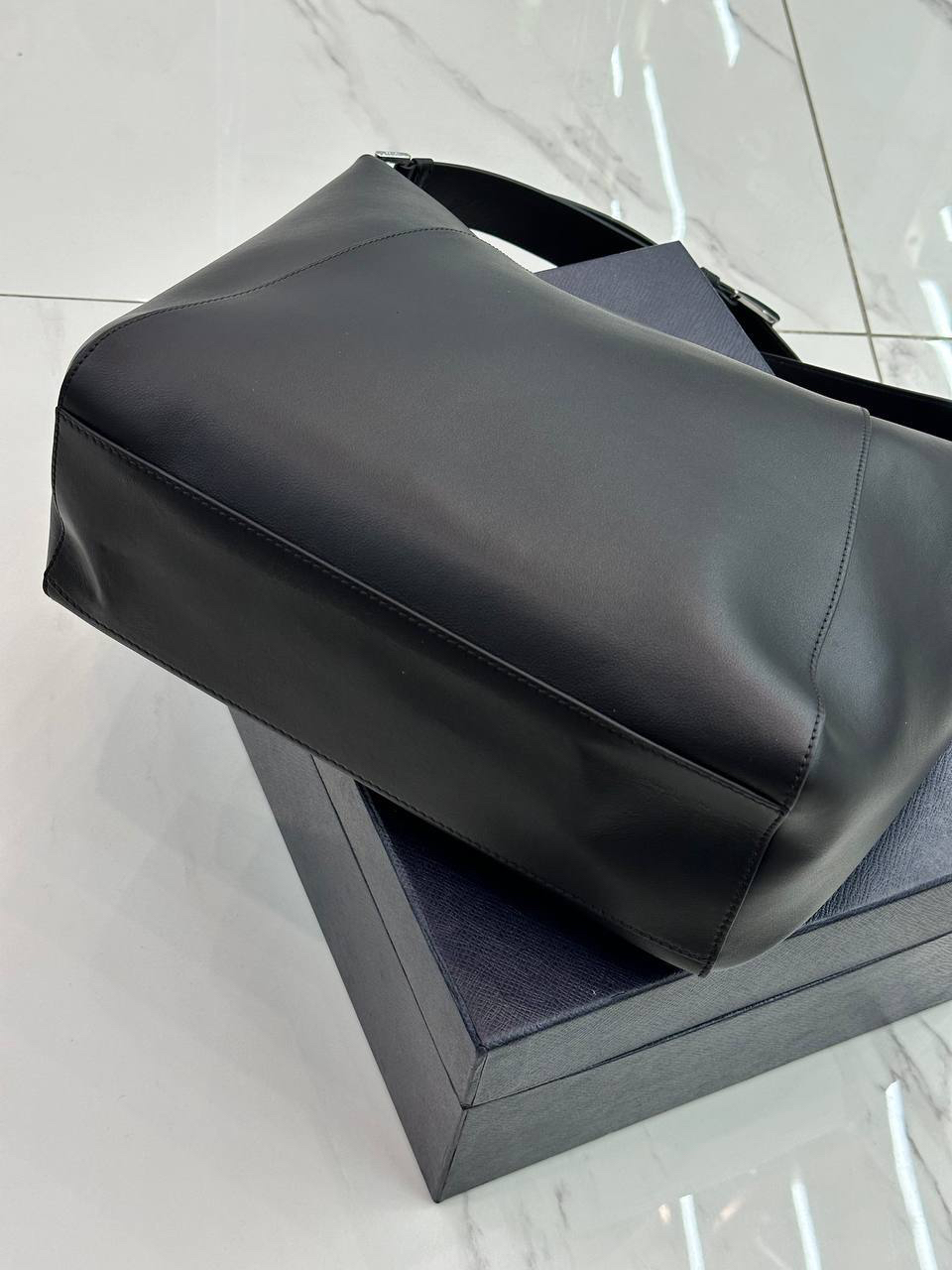 МУЖСКАЯ СУМКА МЕССЕНДЖЕР PRADA детальное фото