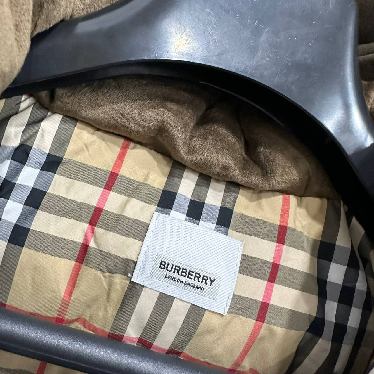 ДЕТСКАЯ КУРТКА BURBERRY детальное фото