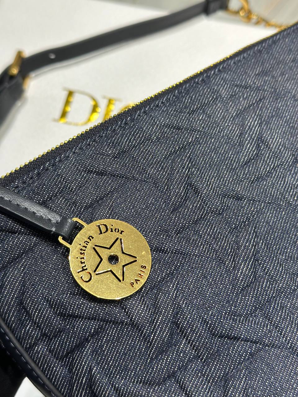 СУМКА CHRISTIAN DIOR детальное фото