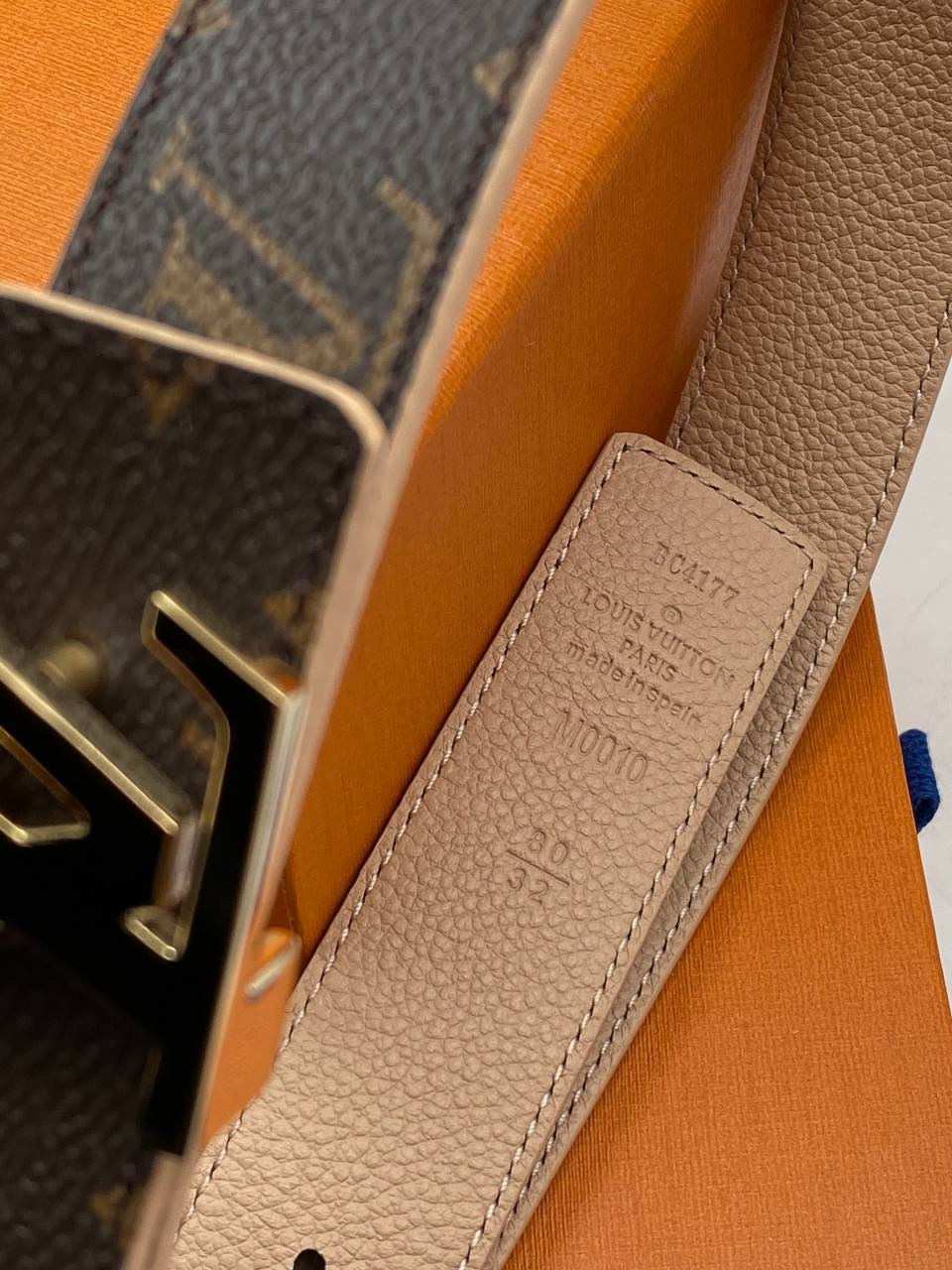 ЖЕНСКИЙ РЕМЕНЬ LOUIS VUITTON детальное фото