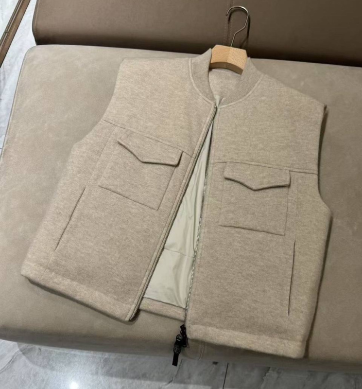 ЖИЛЕТ BRUNELLO CUCINELLI фото