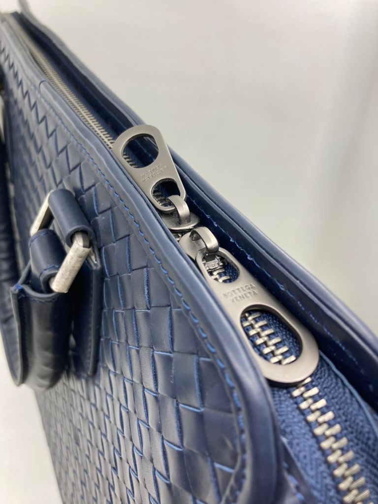 ПОРТФЕЛЬ BOTTEGA VENETA детальное фото