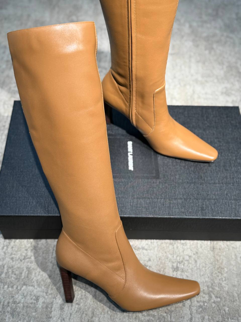 САПОГИ SAINT LAURENT детальное фото