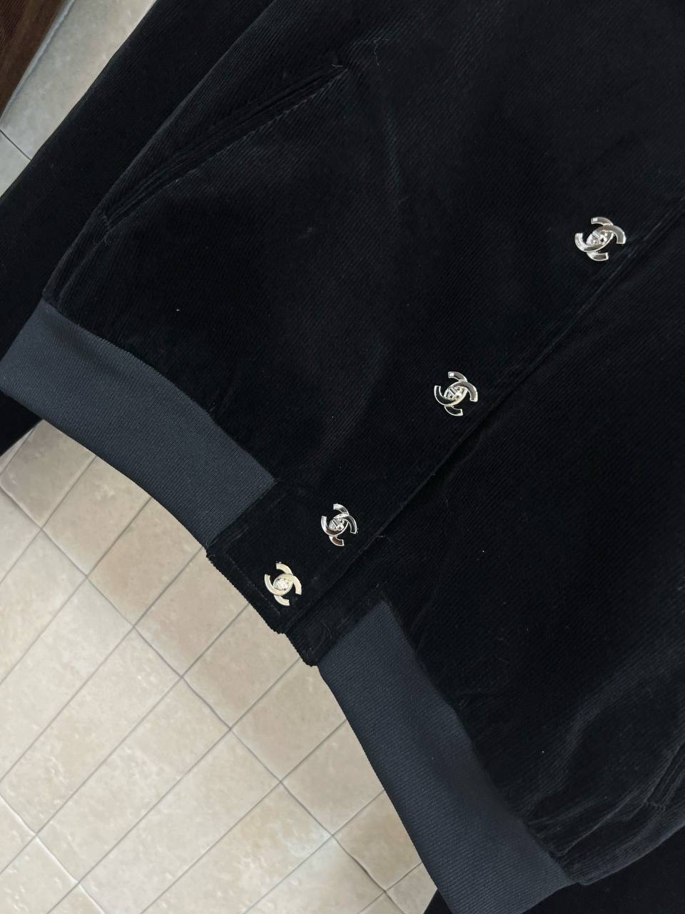 БОМБЕР CHANEL детальное фото