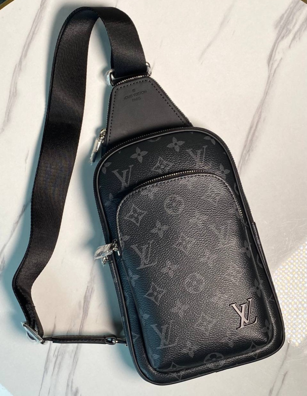 МУЖСКАЯ СУМКА СЛИНГ LOUIS VUITTON фото