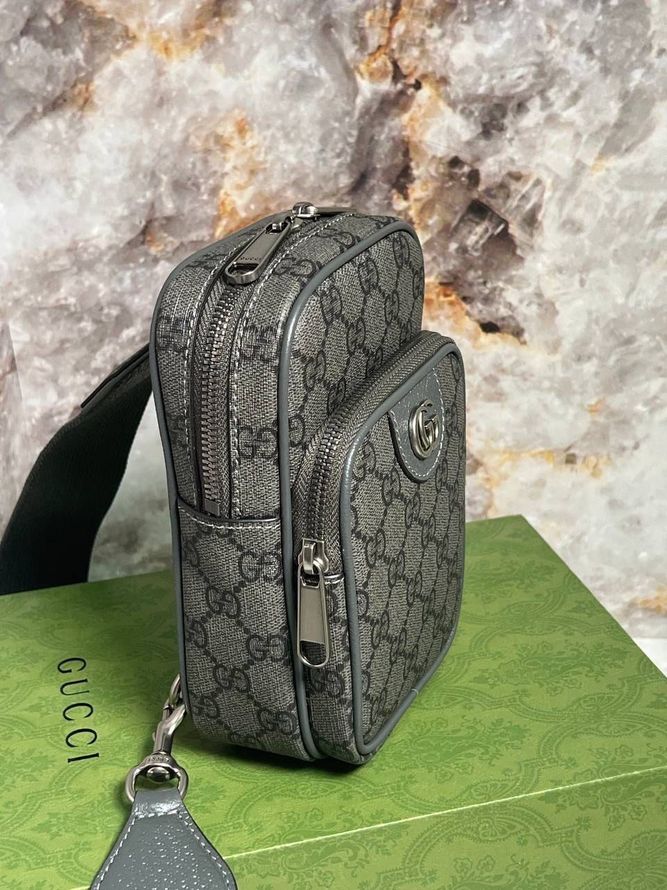 МУЖСКАЯ СУМКА МЕССЕНДЖЕР GUCCI детальное фото