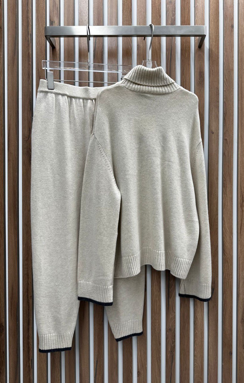 КОСТЮМ BRUNELLO CUCINELLI детальное фото