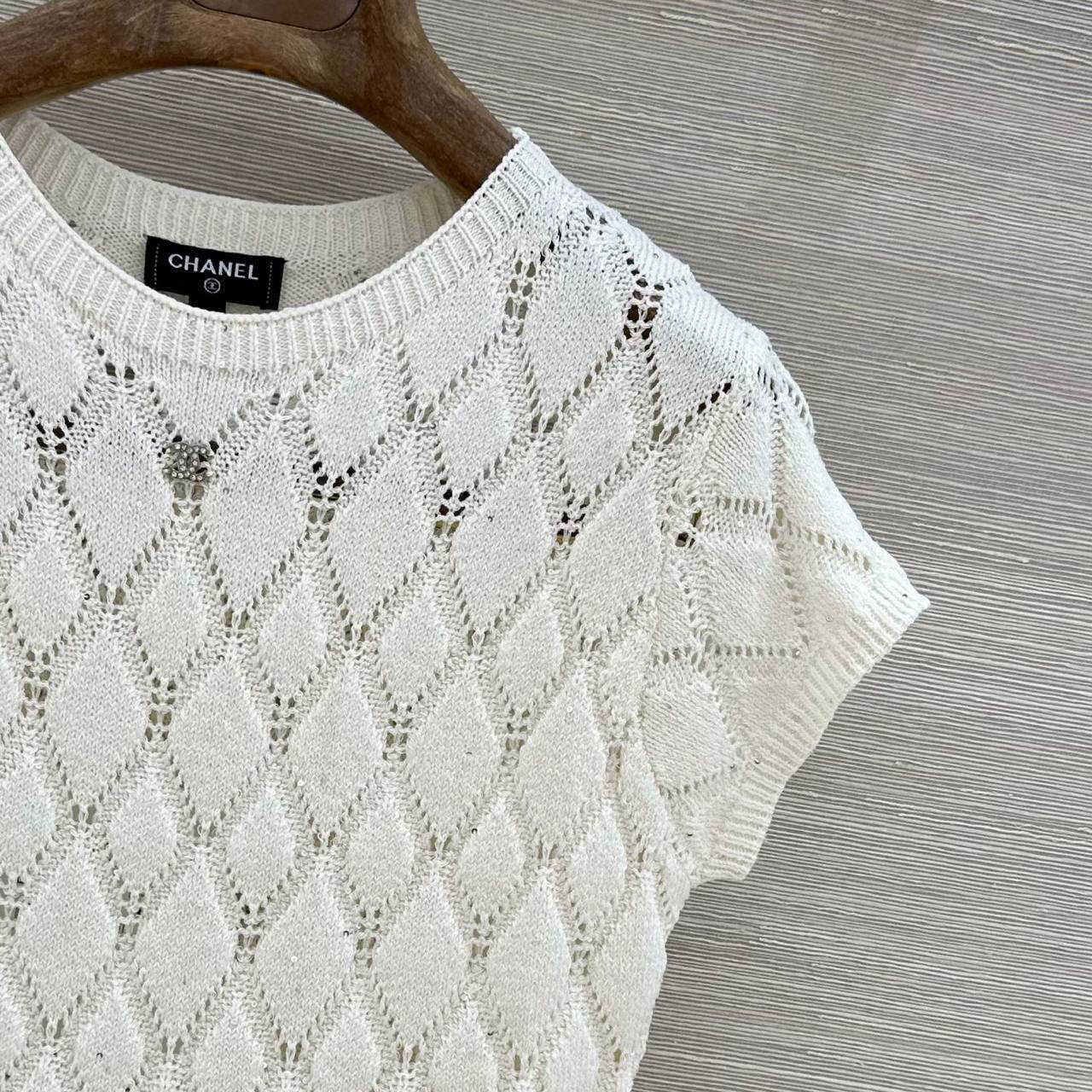 КОСТЮМ CHANEL детальное фото