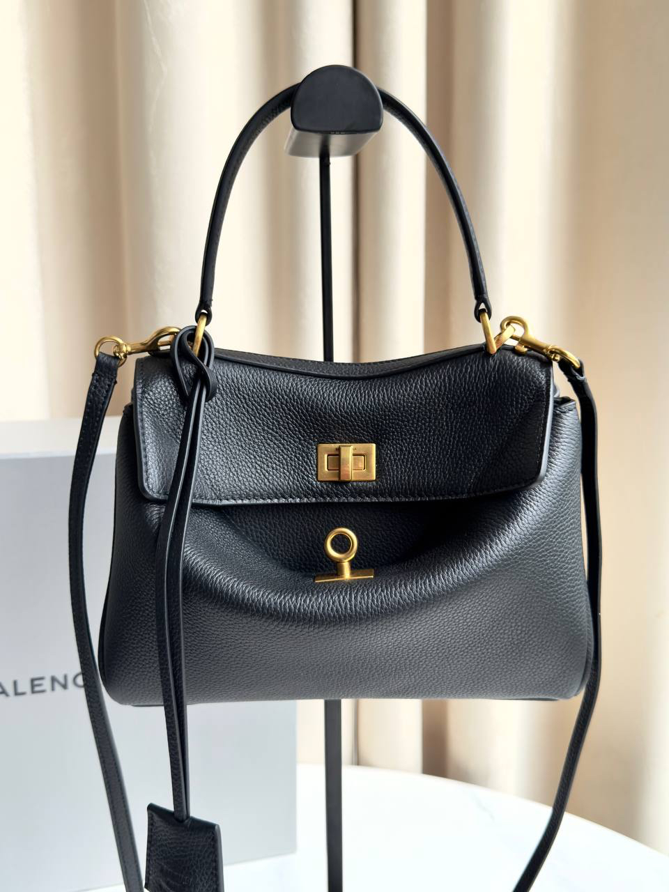 СУМКА BALENCIAGA RODEO XS детальное фото