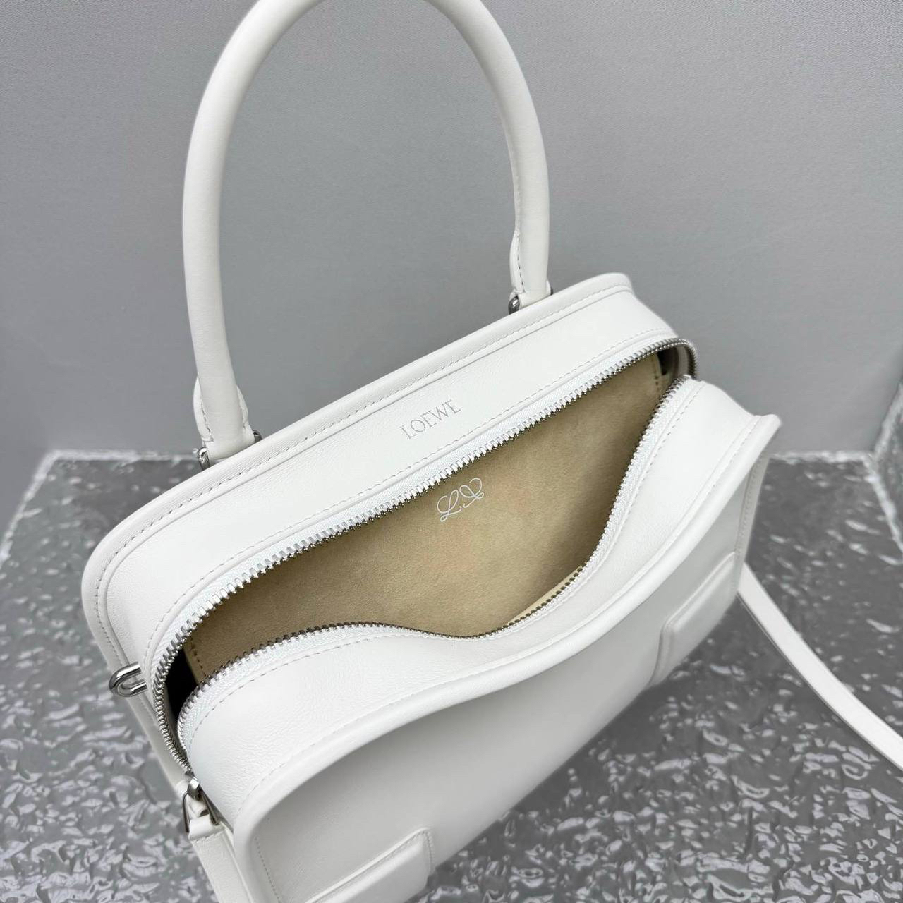 СУМКА LOEWE детальное фото