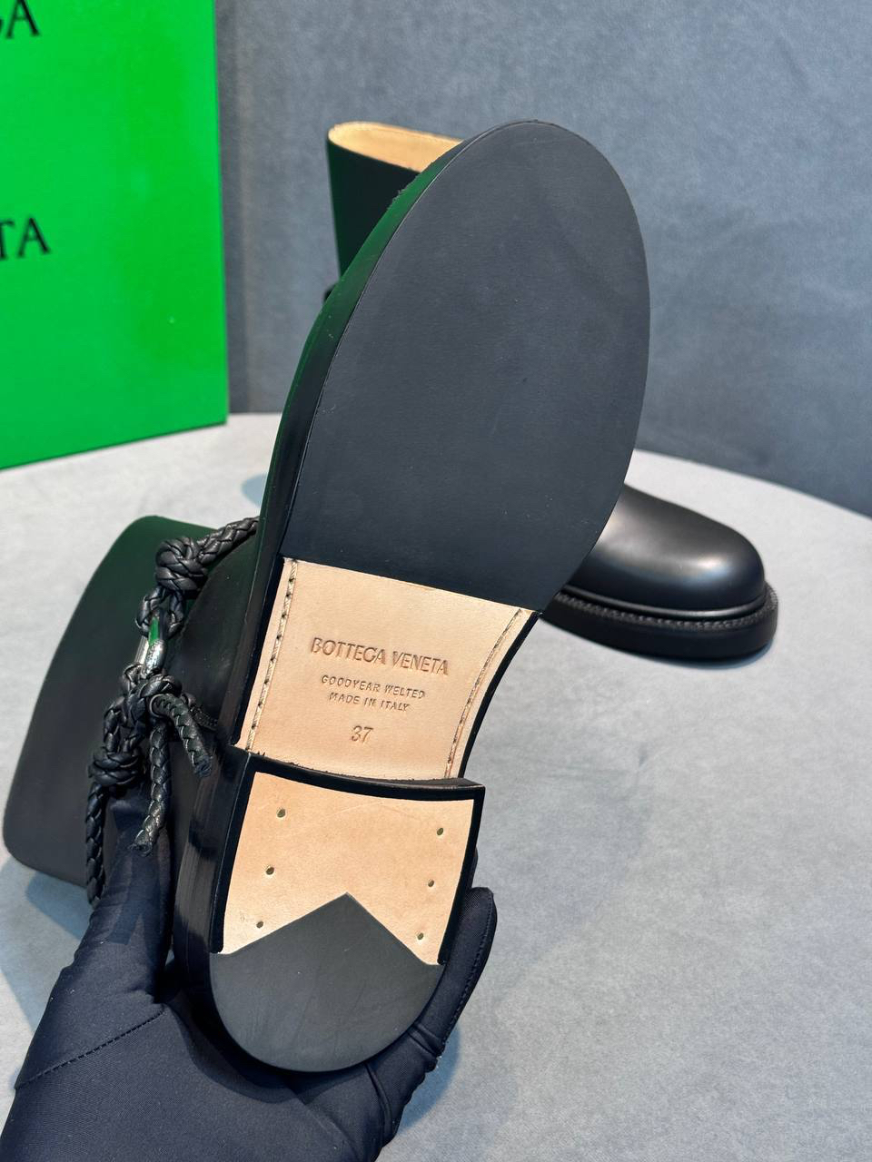 САПОГИ BOTTEGA VENETA детальное фото