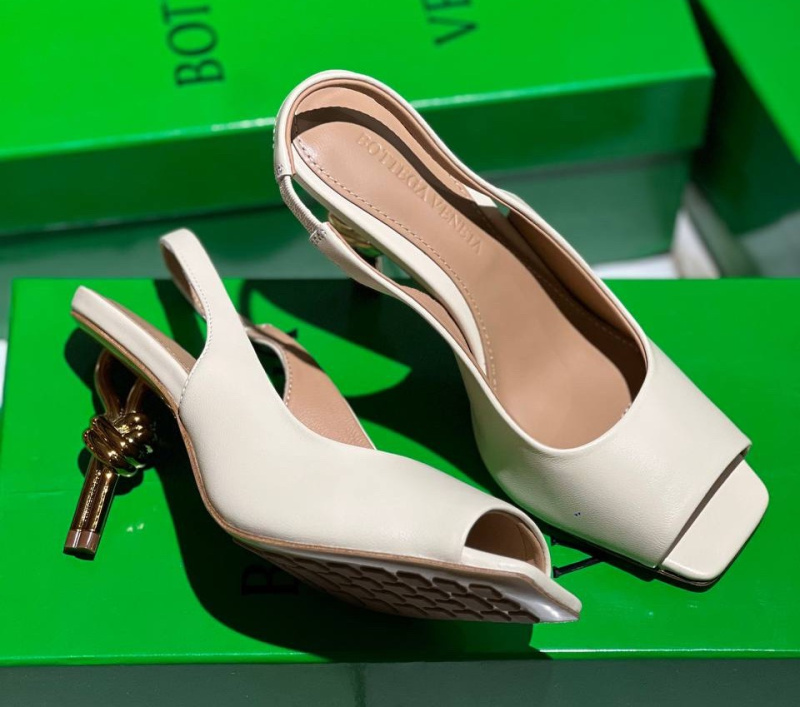 БОСОНОЖКИ BOTTEGA VENETA фото