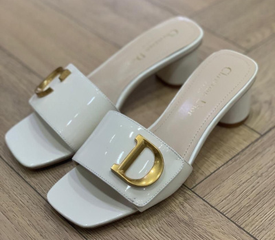 ШЛЕПКИ CHRISTIAN DIOR фото