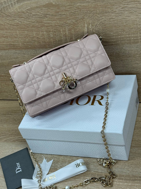 СУМКА CHRISTIAN DIOR фото