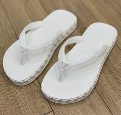 ШЛЕПКИ VERSACE фото