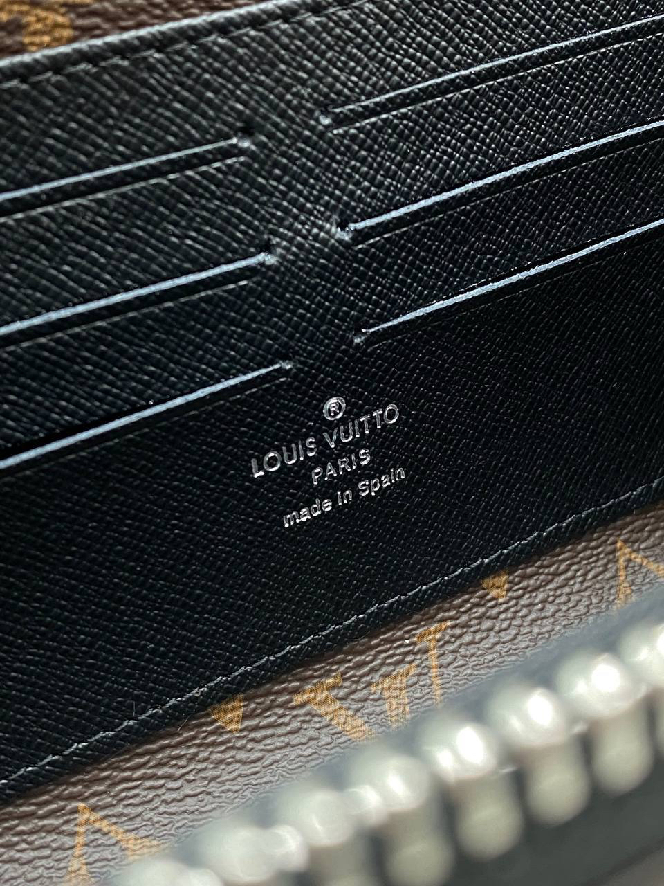 МУЖСКОЙ КОШЕЛЕК LOUIS VUITTON детальное фото