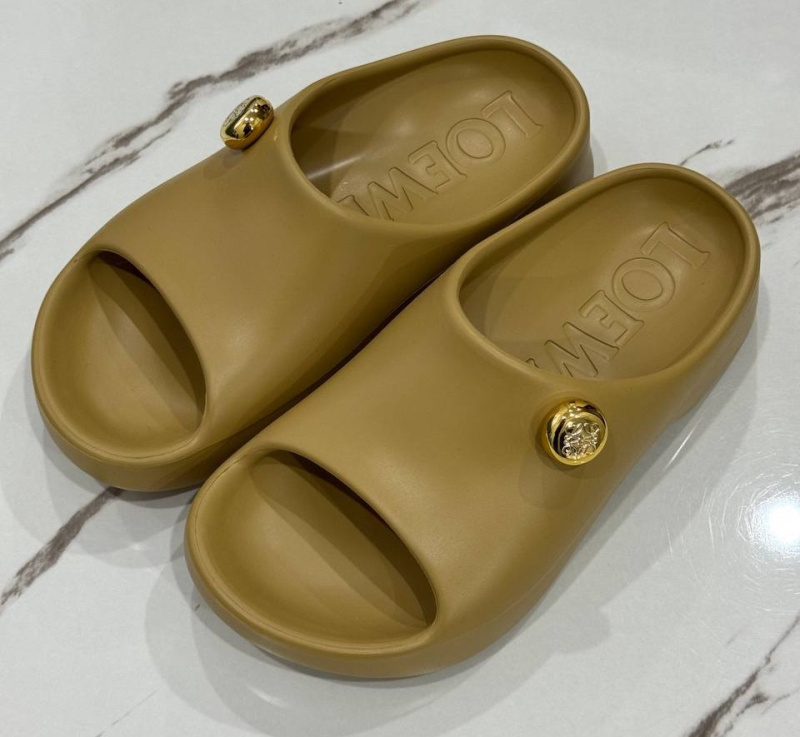 ШЛЕПКИ LOEWE фото