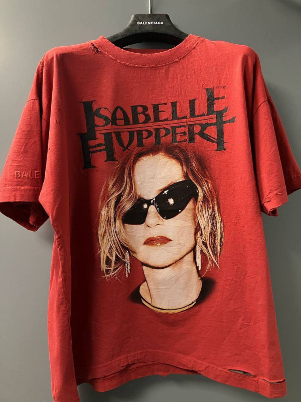 ФУТБОЛКА BALENCIAGA фото