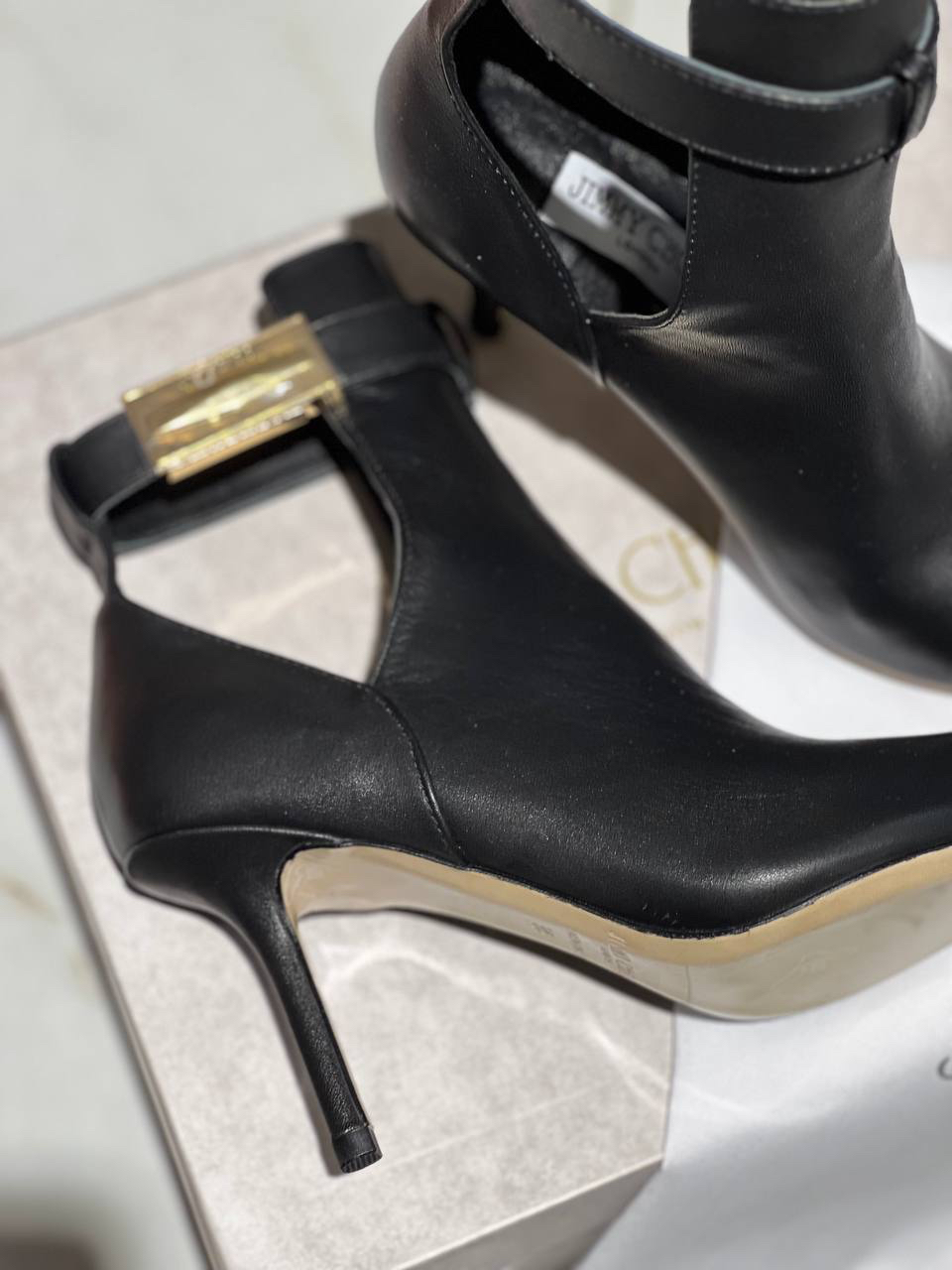 БОТИЛЬОНЫ JIMMI CHOO детальное фото