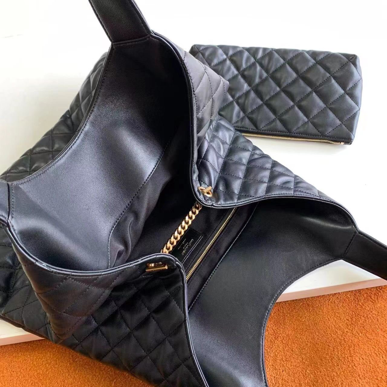 СУМКА SAINT LAURENT детальное фото