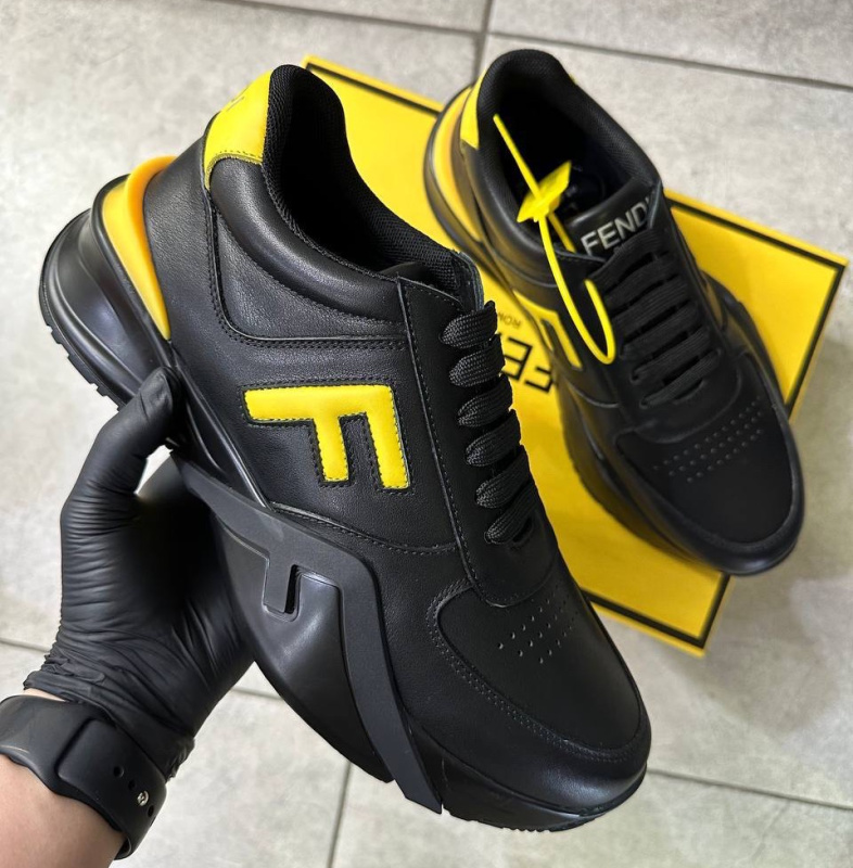 МУЖСКИЕ КРОССОВКИ FENDI фото