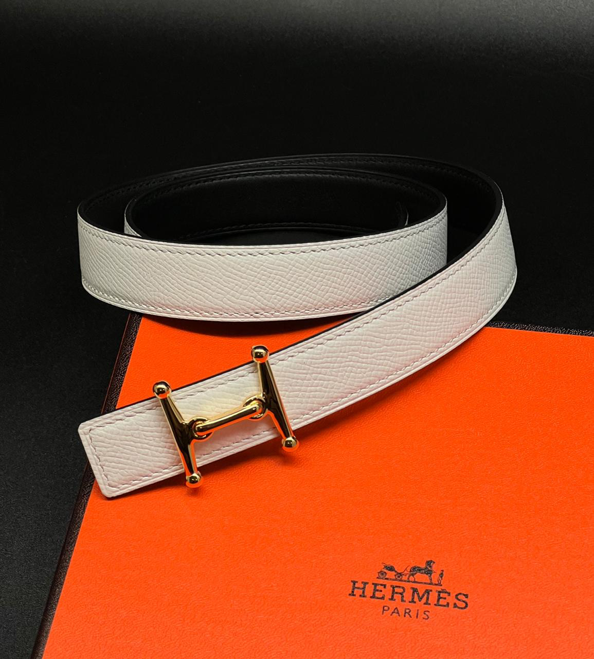 ЖЕНСКИЙ РЕМЕНЬ HERMES детальное фото