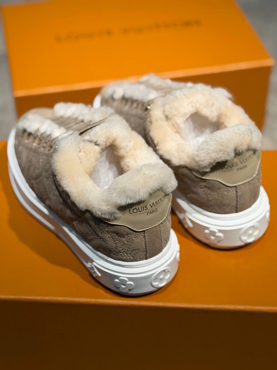 КЕДЫ LOUIS VUITTON детальное фото