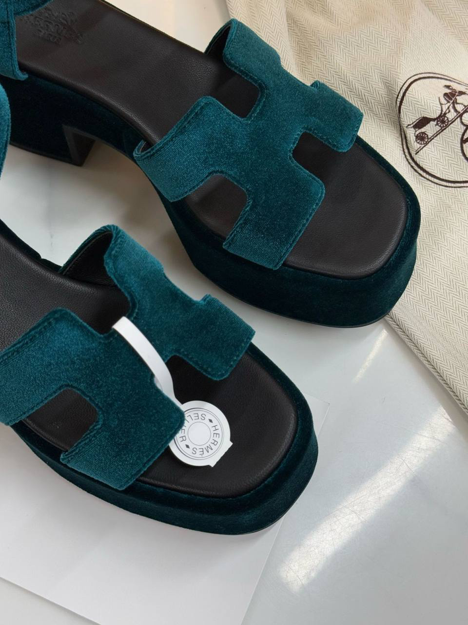 БОСОНОЖКИ HERMES детальное фото