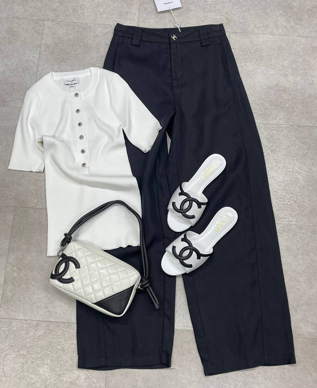 ФУТБОЛКА CHANEL детальное фото