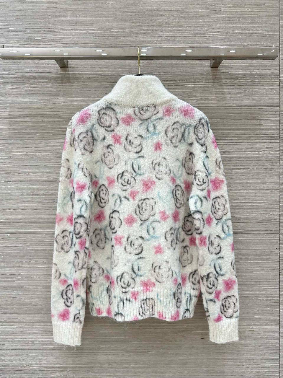 КАРДИГАН CHANEL детальное фото