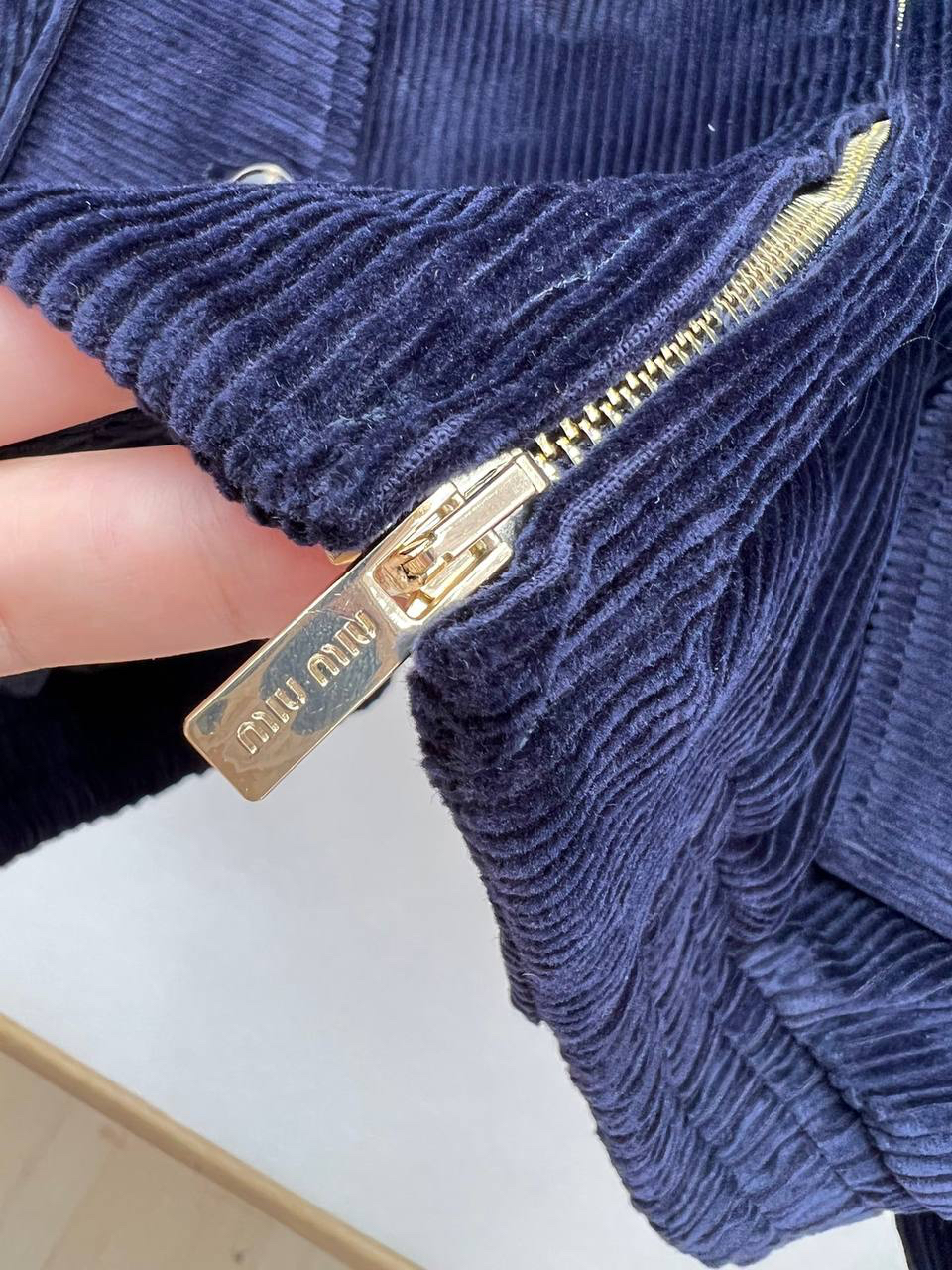 БОМБЕР MIU MIU детальное фото