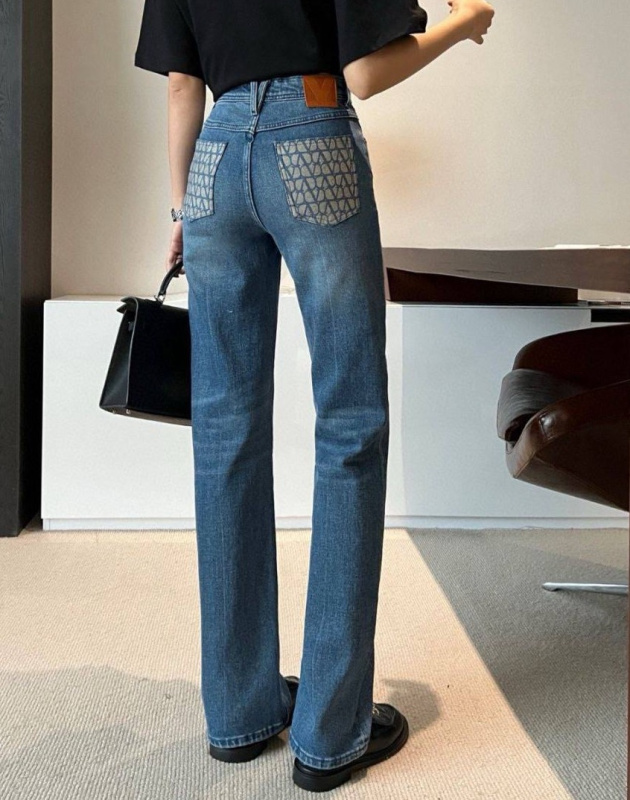 ДЖИНСЫ VALENTINO фото