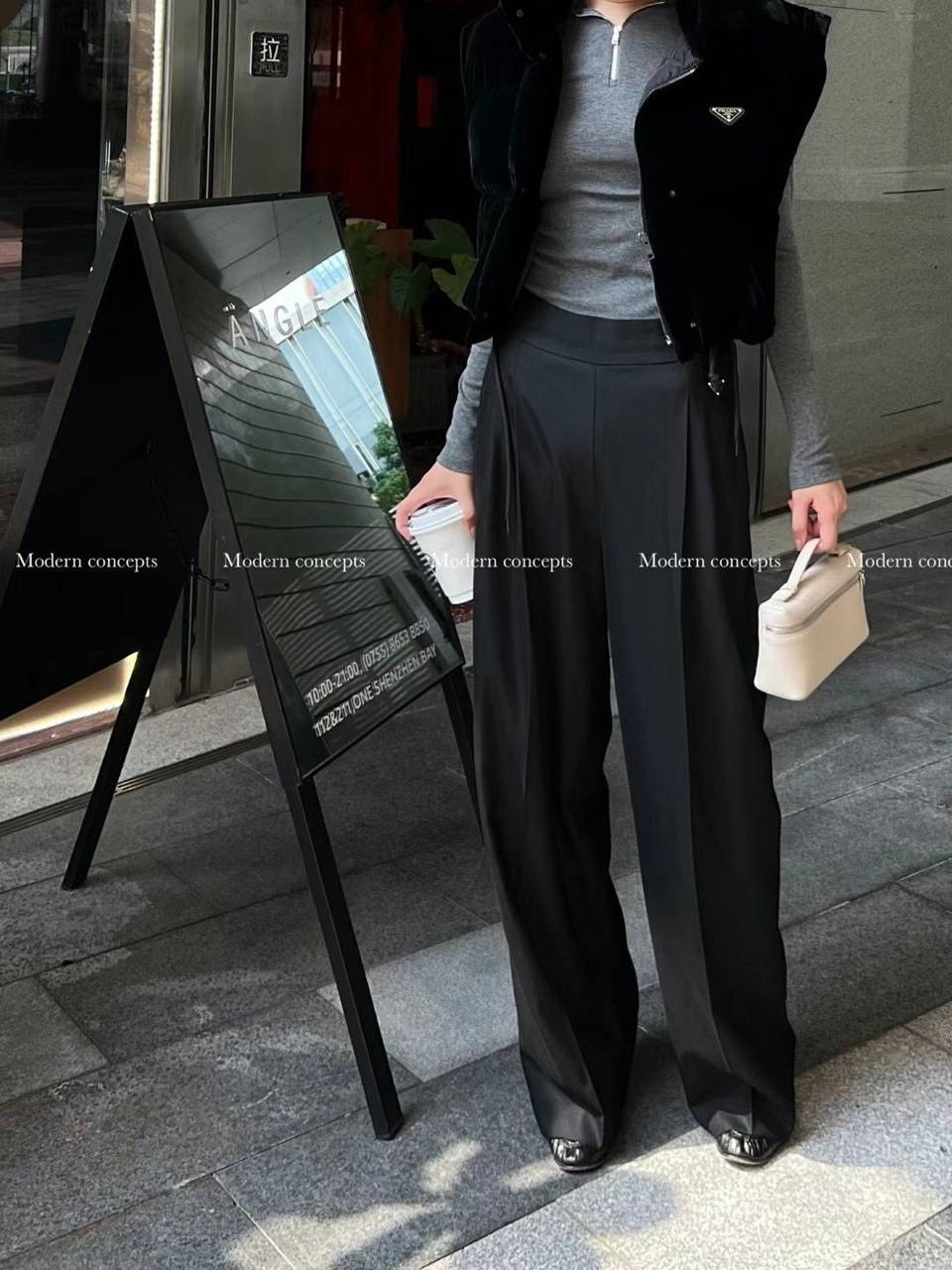 БРЮКИ PRADA детальное фото