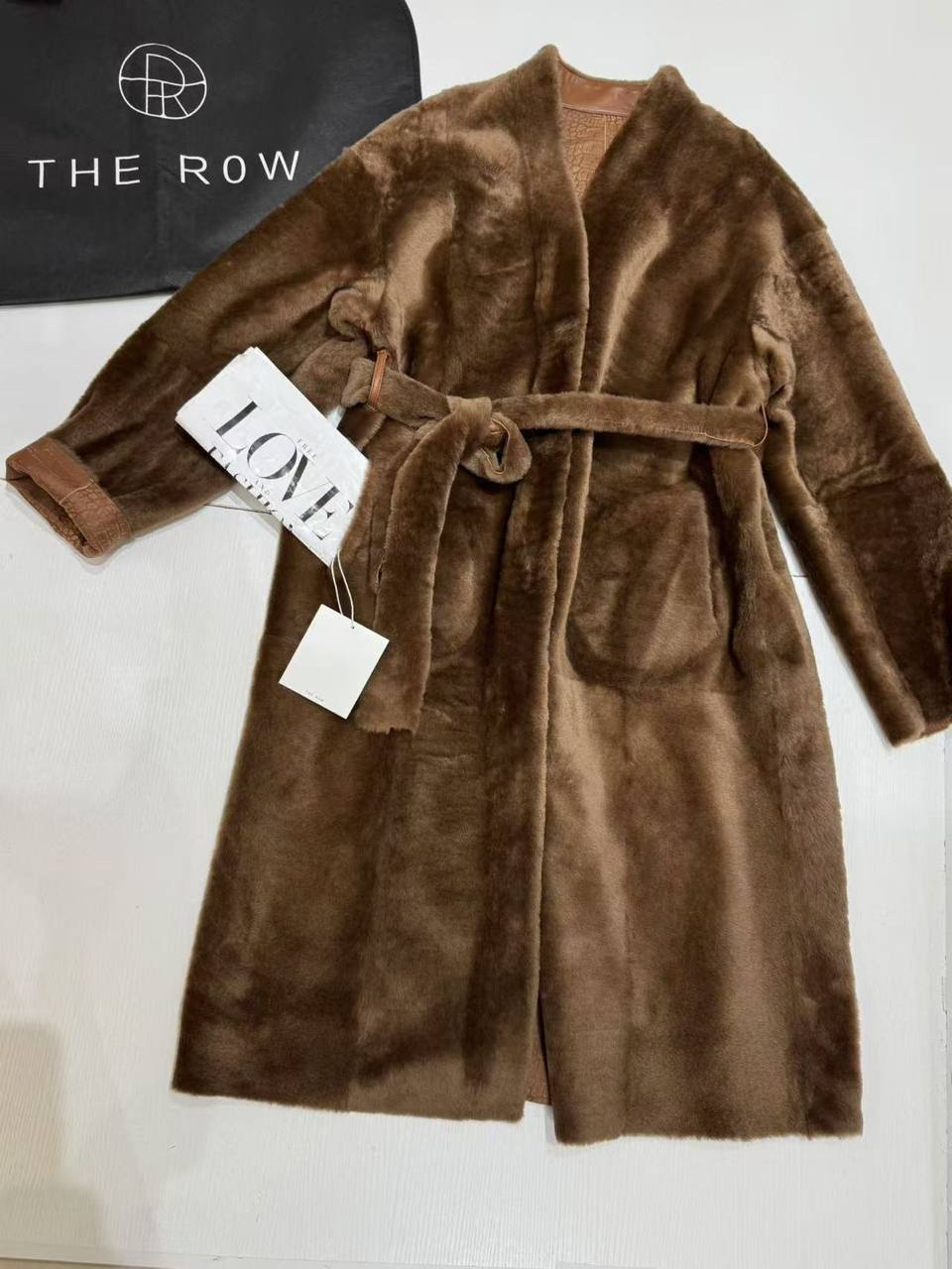 ДУБЛЕНКА ДВУСТОРОННЯЯ THE ROW детальное фото